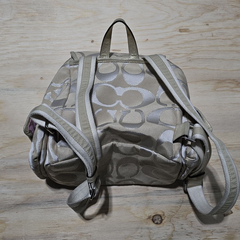 Y2k Coach Mini Backpack Poppy Signature Sateen Lurex SV Light Khaki Gold 16696 - Picture 4 of 6